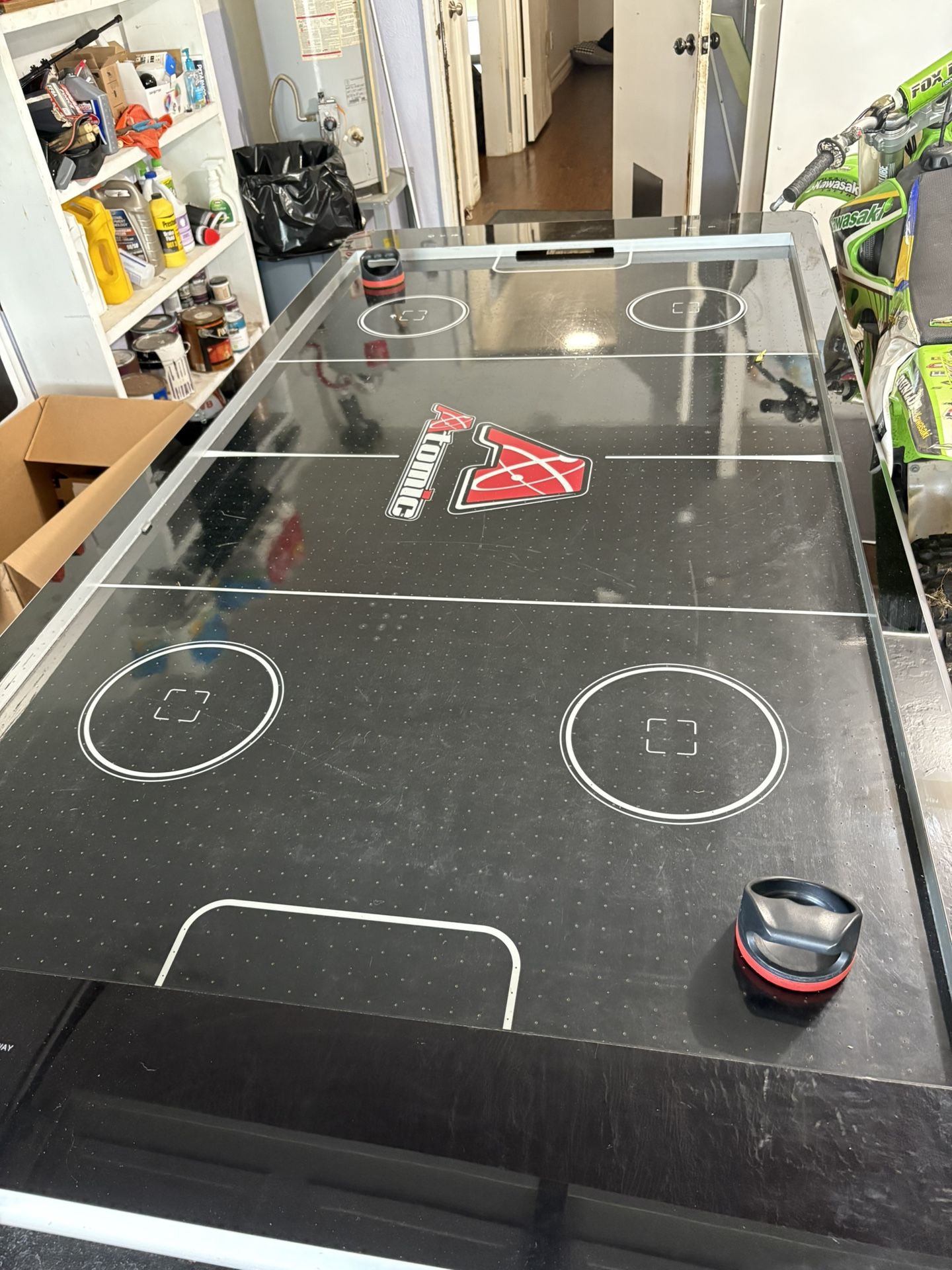 Air Hockey Table