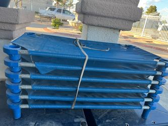6 Stackable Toddler Cots