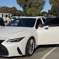 Lexus Is300