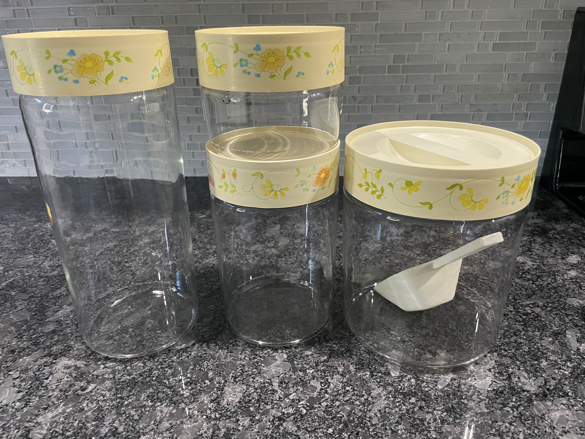 VTG/Retro 1970s Pyrex Canister Set Meadow Wildflower Store 'N'See Glass Jars USA