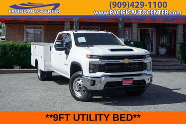 2025 Chevrolet Silverado 3500HD Chassis