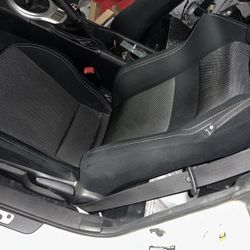 2017 Toyota GT86 OEM Seats (Pair)