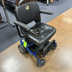 Golden power chair