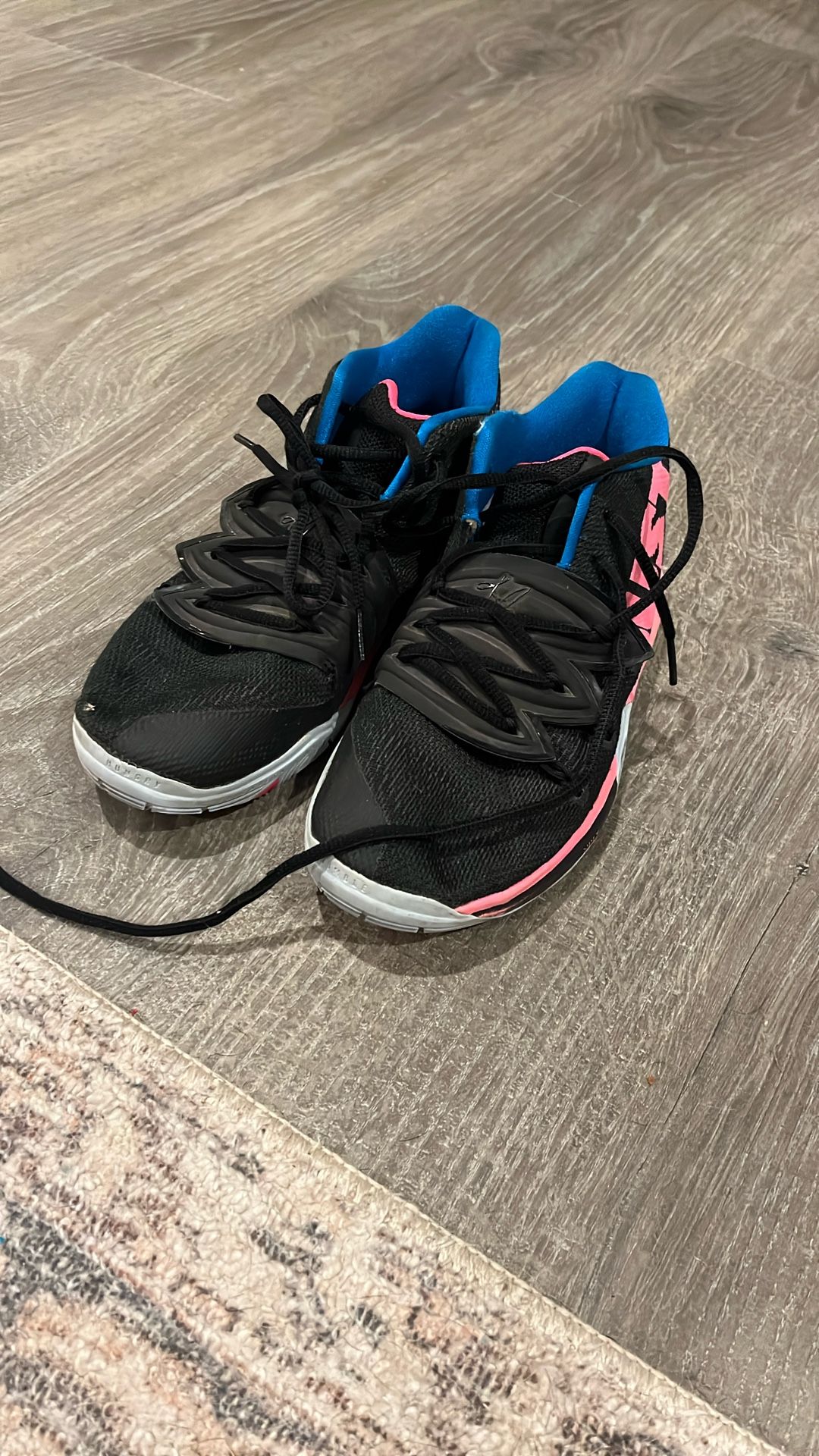 Nike Kyrie 5 Just Do It Black Volt Pink Men's Size 5
