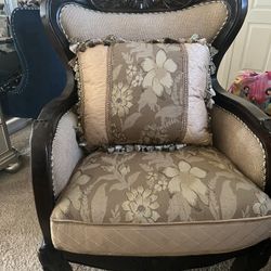 Victorian Style Large Oversized Living Room Chair Used In Office Never Used Sitting Chair