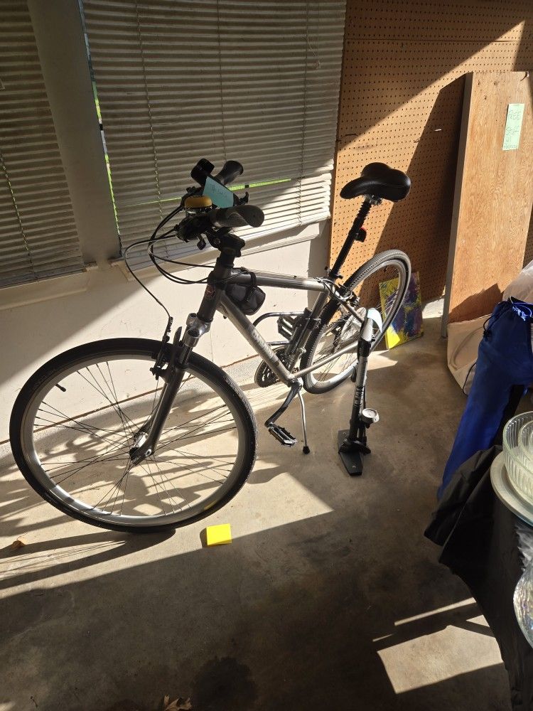 Schwinn Road Bike
