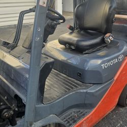 2014 Toyota Forklift 
