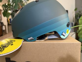 Brand New Bern Macon 2.0 Helmet