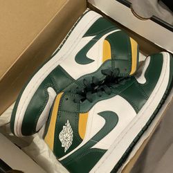 Jordan 1 Mid