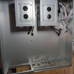 Rosewill 2U Server Chassis Rackmount Case, 4X 3.5 Bays, 2X 2.5 Devices, Micro-ATX Compatible, 2X 80mm PMW Fans, 2X USB 3.0 - RSV-Z2800U