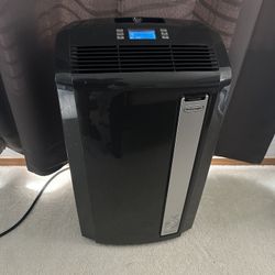 Delonghi 10k BTU Portable AC Unit Blows COLD 🥶 (450sqft)