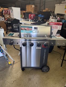 Bbq grill charbroil gas propane with side burner x cover is ensamble