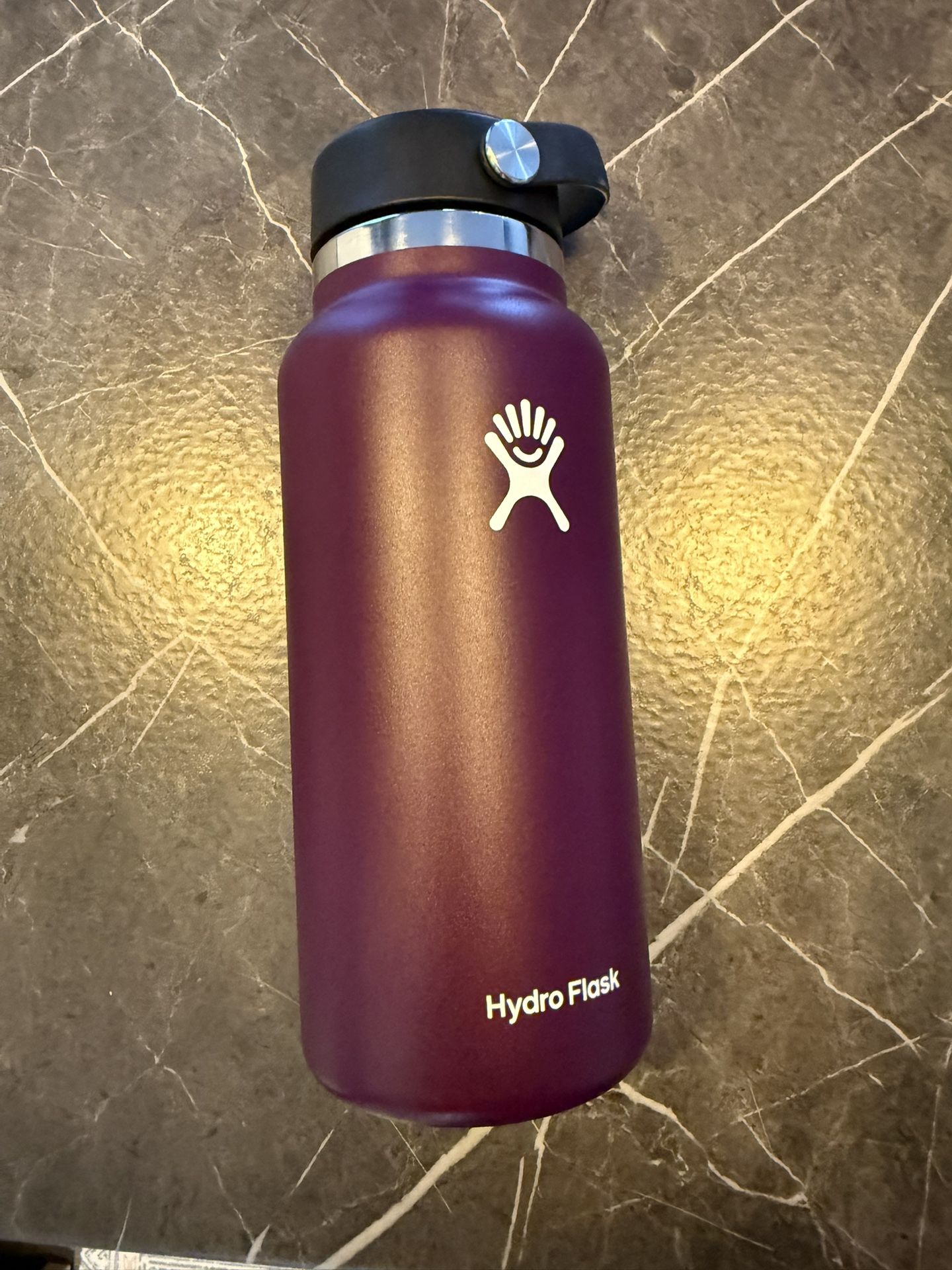 Hydro Flask 32 oz Water Bottle