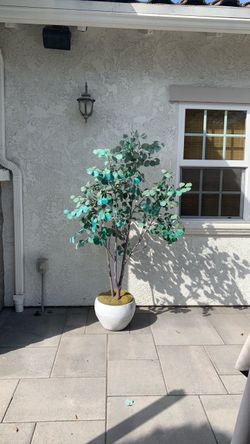 artificial tree