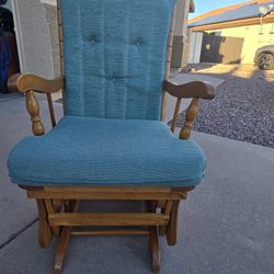Rocker Glider