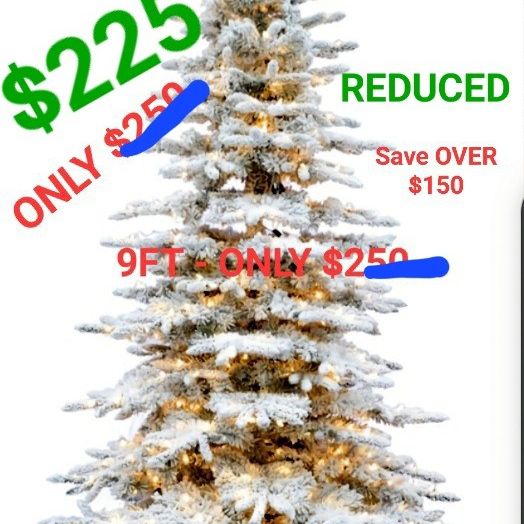 9FT FLOCKED PRE-LIT ARTIFICIAL CHRISTMAS TREE