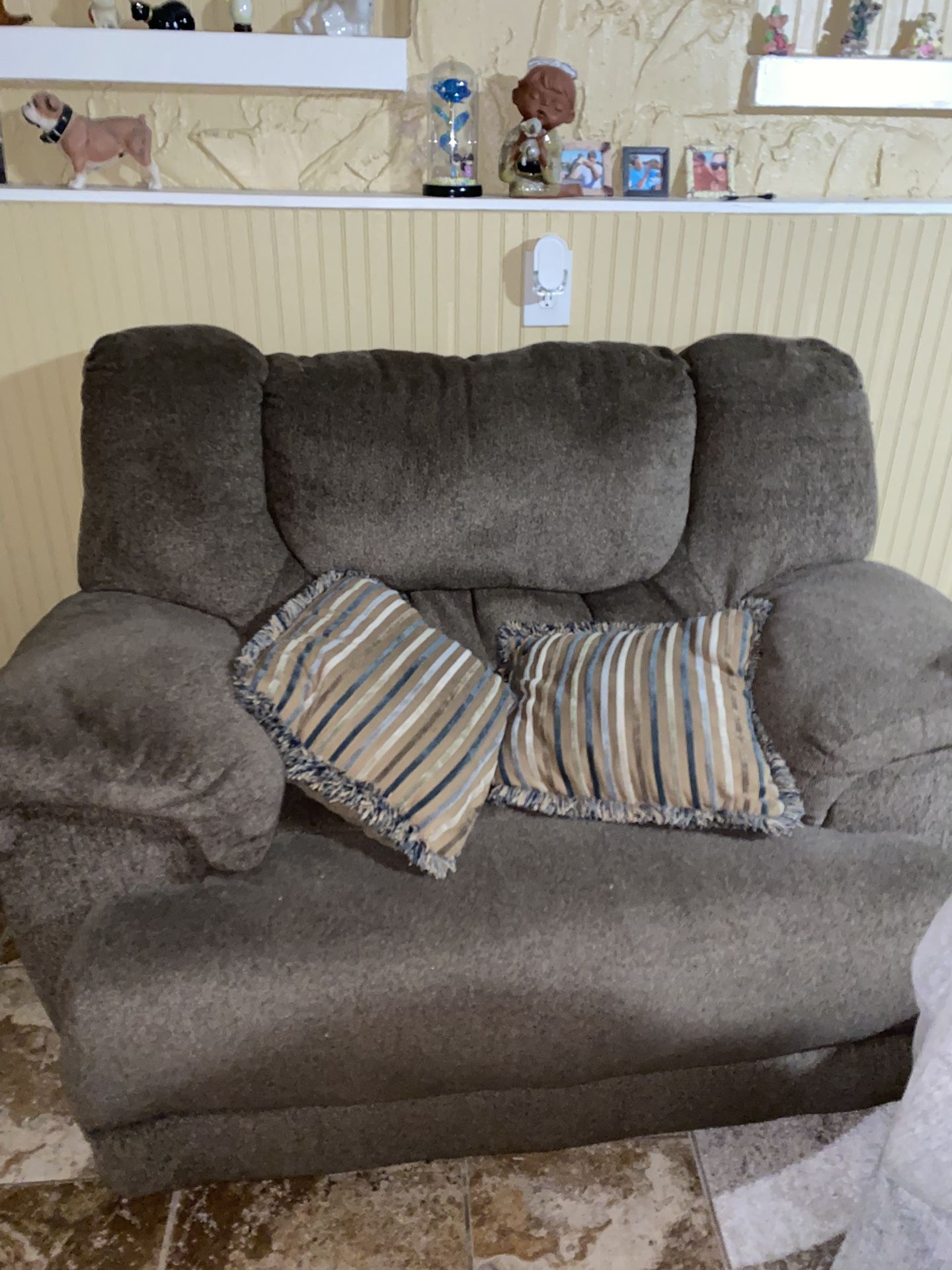 Free Recliner And Sectional 