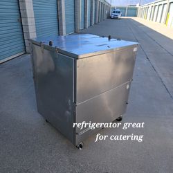 Beverage Air Refrigerator On Casters Perfect For Catering