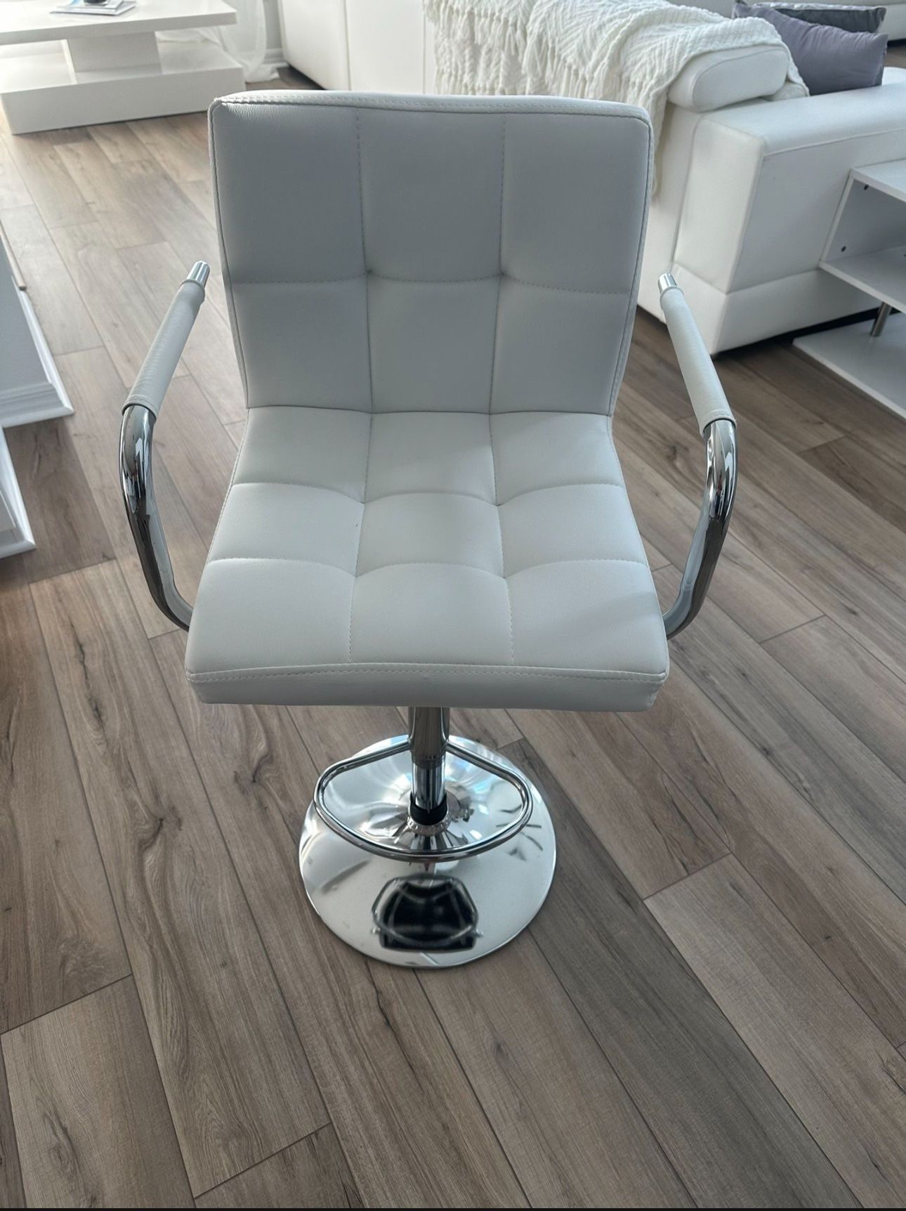 White Bar Stools
