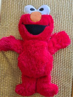 Sesame Street 2017 Soft Plush Elmo Stuffed Animal Toy Flat