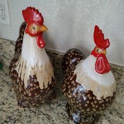 Ceramic Chicken's Decoration