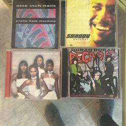 Destinys Child ,etc C.d.’s