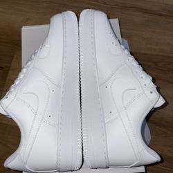 Nike Air Force One Low Top White 007 1 