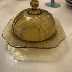 Vintage 70’s Federal Madrid Amber Indiana Glass Butter Dish & Cover