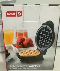 Dash Mini Waffle Maker
