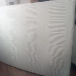 NEW! UNUSED KINGSIZE Temperpedic 