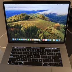 MacBook Pro 15” (2019) – i9, 16GB RAM, 512GB SSD – Barely Used Screen & Keyboard!  
