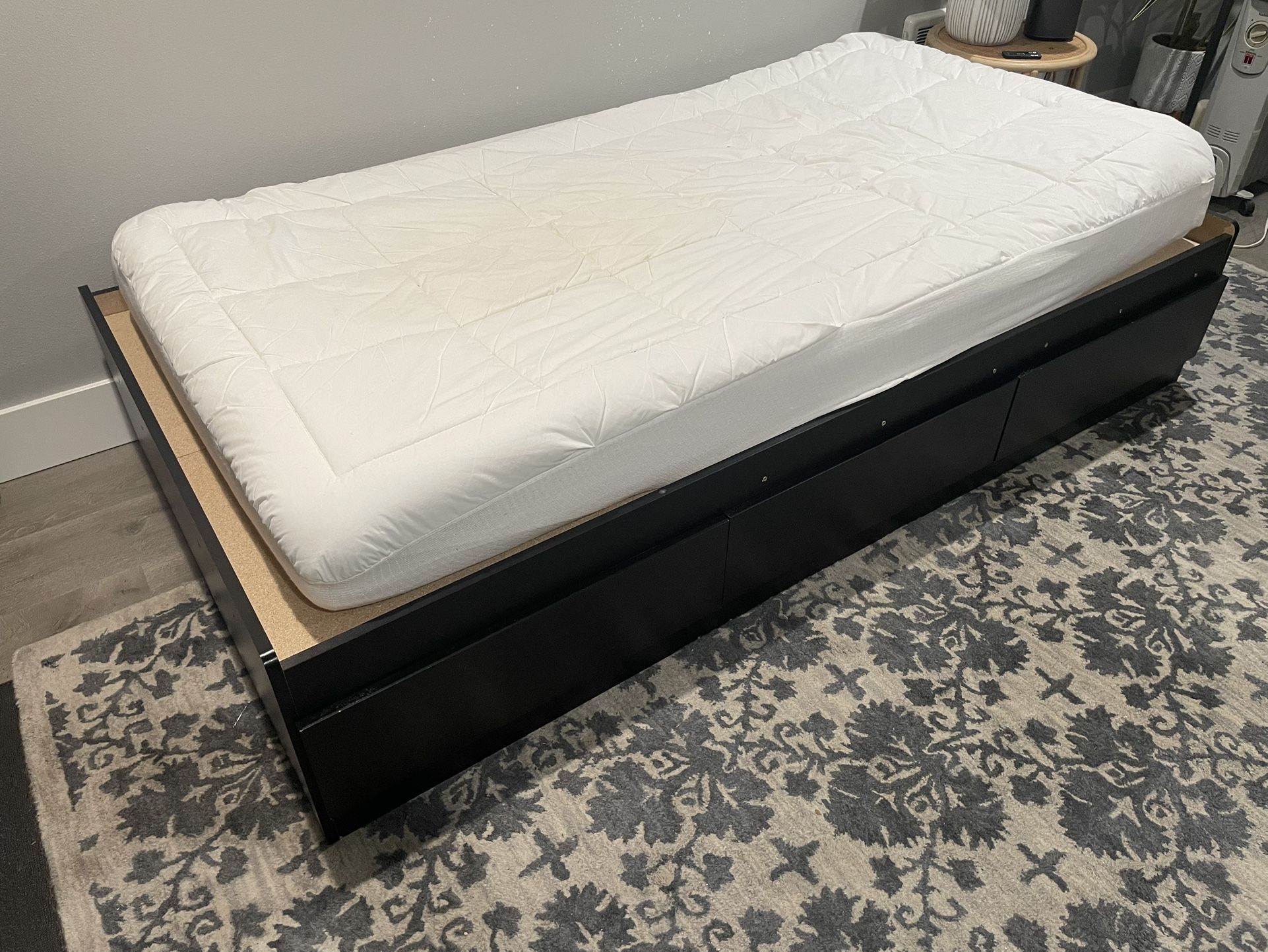 Twin Bed Platform bedframe with Underbed Storage