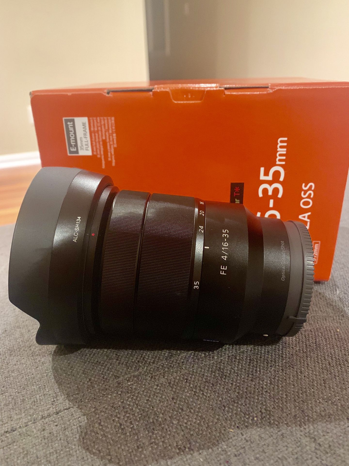 Sony Zeiss 16-35 F4 FE Full Frame Lens