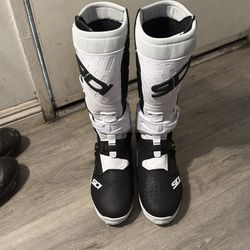 SIDI Dirt bike boots