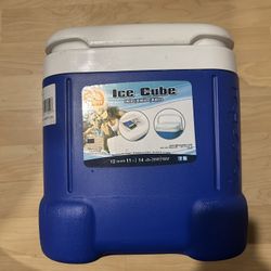IGLOO Made In USA 12 US Qts Cooler 
