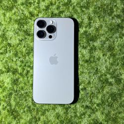 iPhone 16 Pro Max | 256GB | Natural Titanium | Factory Unlocked