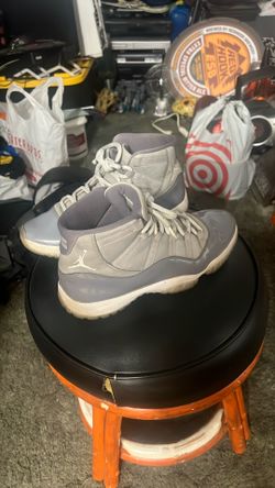 Jordan 11 Cool Gray Size 10 Mens.