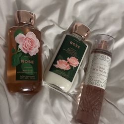  Bath & Body Works “Rose” Full Size Set - Brand New 🌹