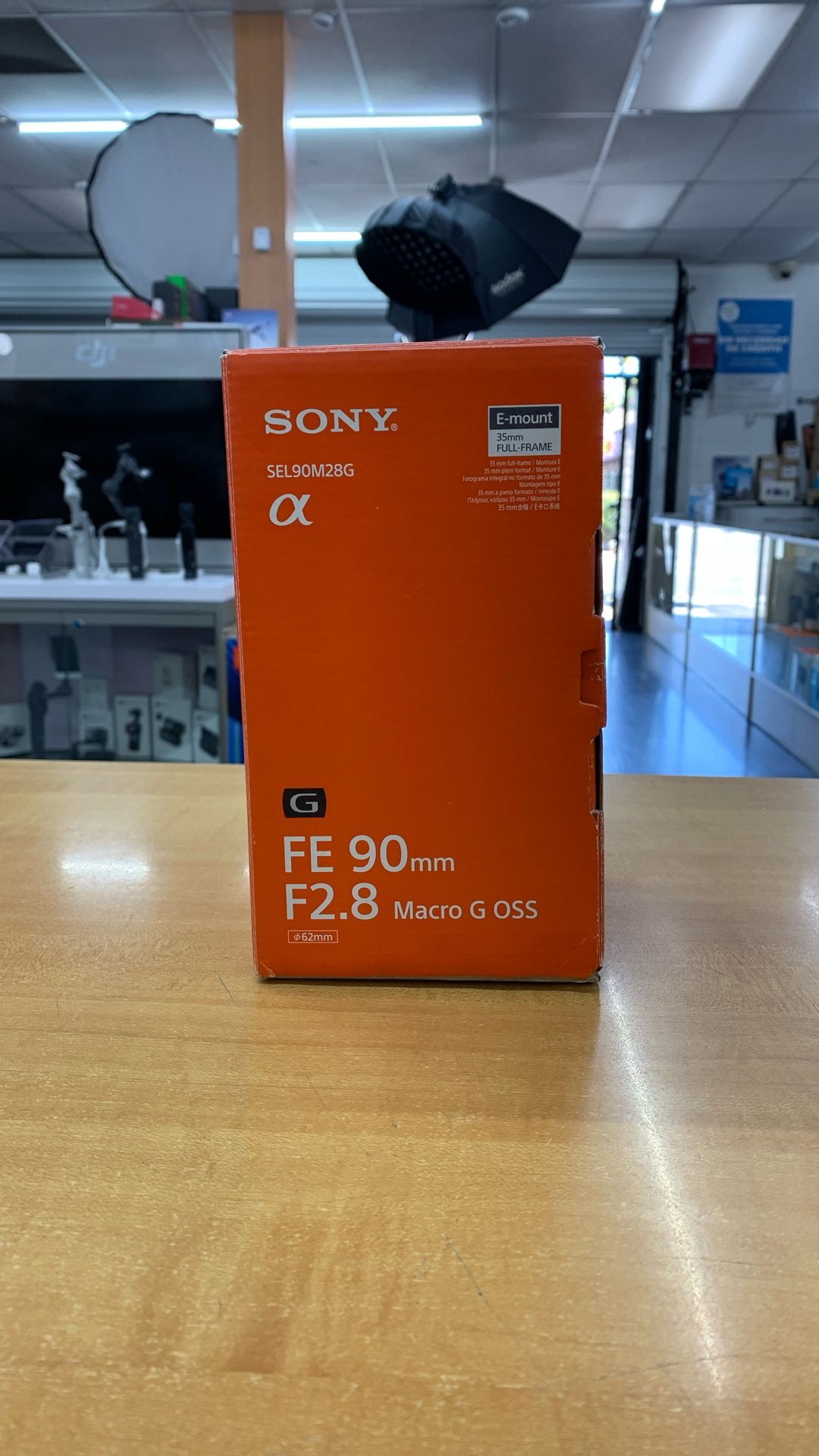 Sony Lens 90mm F2.8 Macro