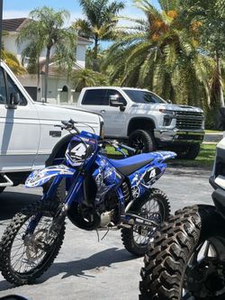 Yz250