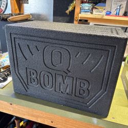 Q Bomb 8” sub woofer box