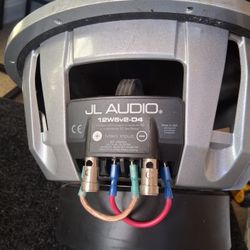 12" Subwoofer Jl Audio W6 Works Good 