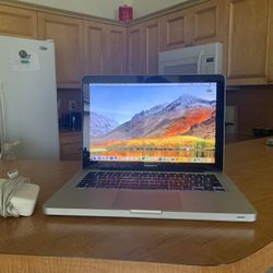 MacBook Pro i5 500 Gb 