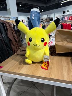 Pokémon Pikachu Plush – Large Yellow Stuffed Animal