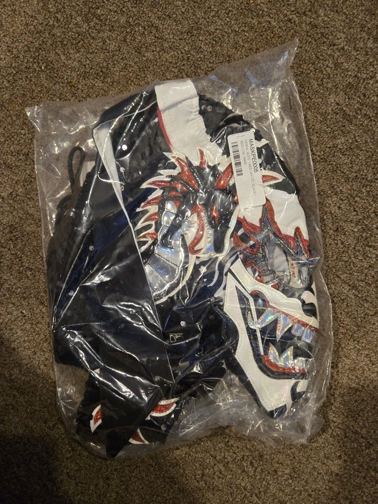 WWE Official Penta Mask