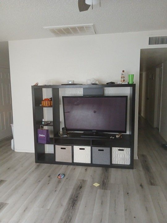 Tv Stand &tv