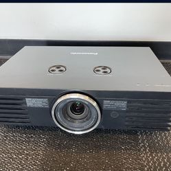 Panasonic PT AE3000U projector