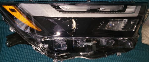 Rav4 passanger side headlights 2022-2025