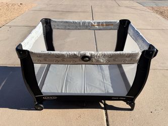 Graco Pack ‘N Play Folding Portable Baby Playpen
