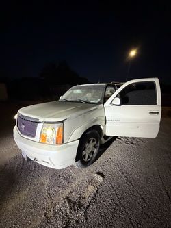 2003 Cadillac Escalade parts